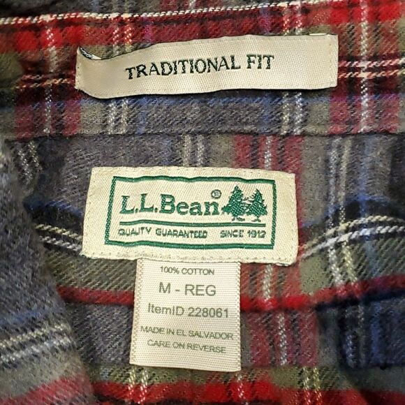 LL Bean Men's Gray Red Plaid Cotton Flannel Button Down Shirt Size M - Picture 8 of 8